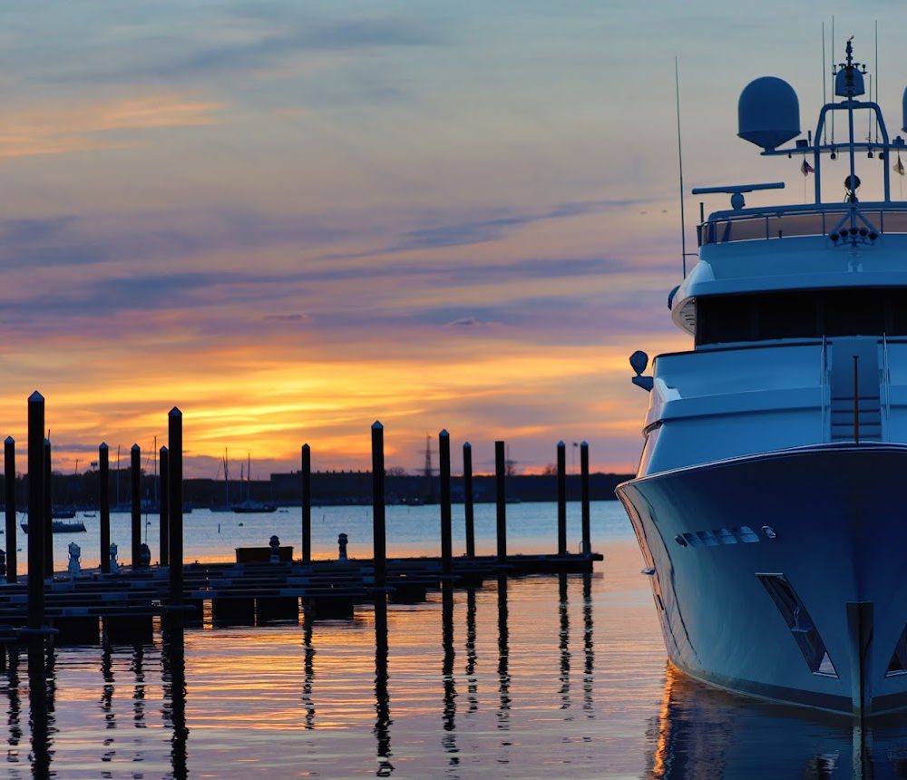 luxury yacht marine hydraulics